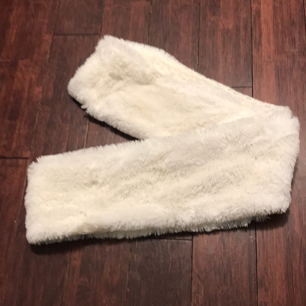 LAST DAY TODAY! 2/$25 Never worn infinity scarf